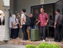 Hasil Geledah KPK Dikawasan Ruko Balikpapan Baru, Angkut Tiga Koper